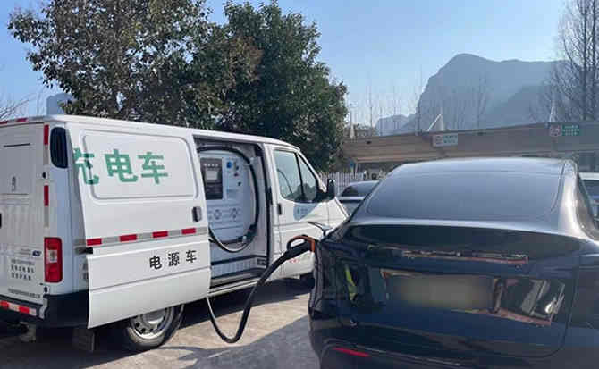 花垣汽车搭电